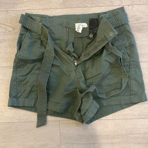 H&M paper bag shorts size 10